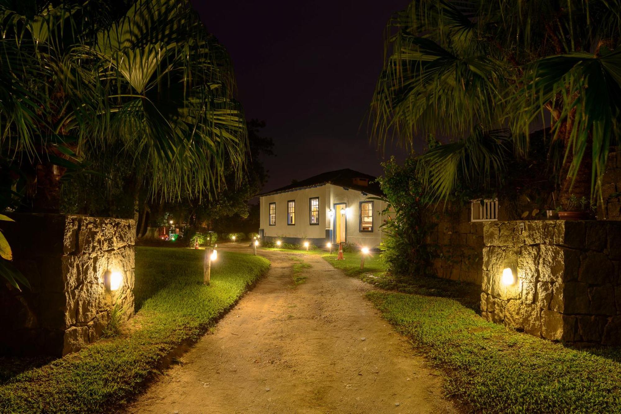 Velinn Pousada Bromelias Ilhabela Exterior photo