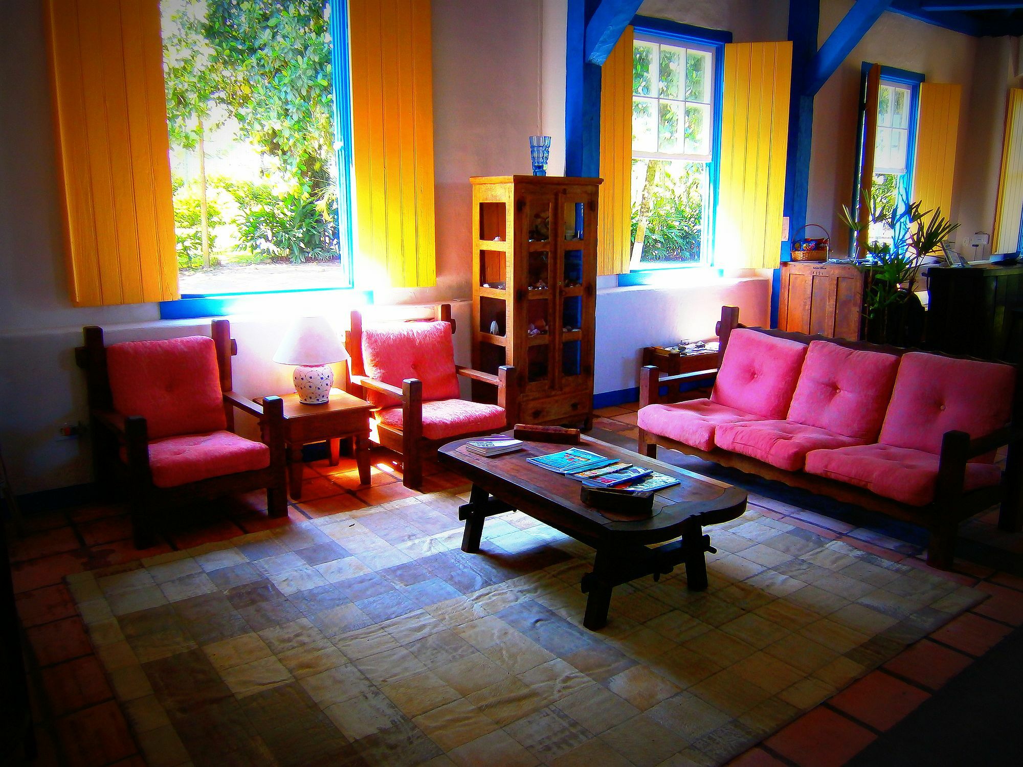 Velinn Pousada Bromelias Ilhabela Exterior photo